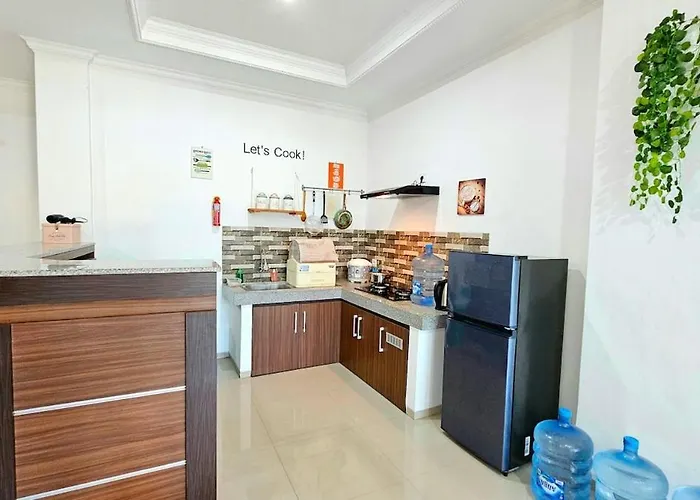 4 Bedroom With Pool Near Canggu And Seminyak Ferienhaus